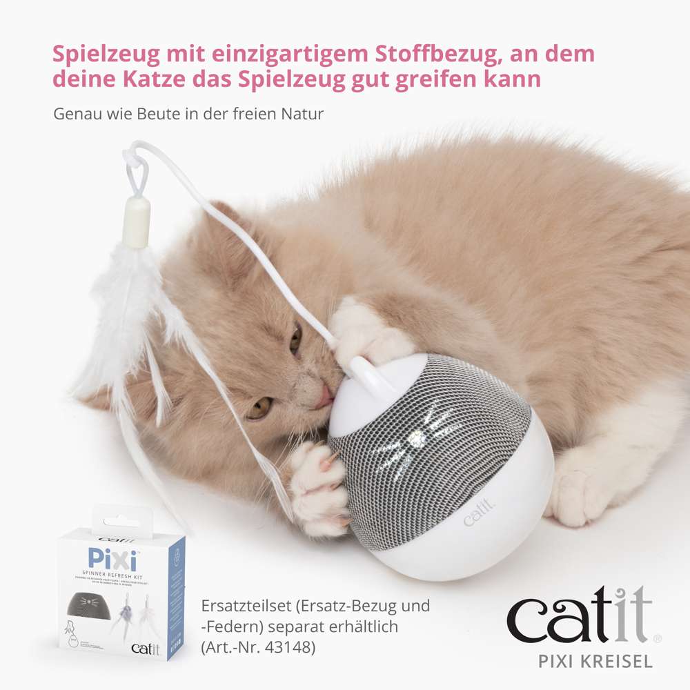 Spielzeug mit Stoffbezug, an dem deine Katze das Spielzeug gut greifen kann.